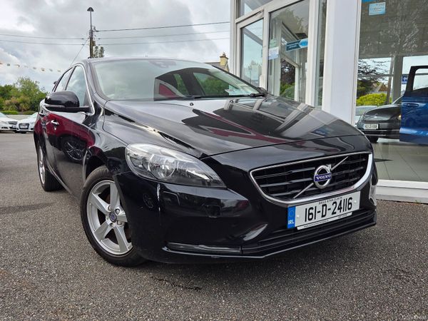 Volvo V40 Hatchback, Petrol, 2016, Black