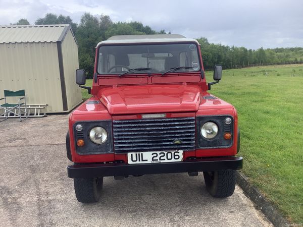 Land Rover Defender Van, Diesel, 2001, Red