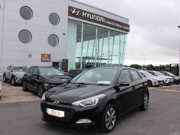 Hyundai i20 Hatchback, Petrol, 2017, Black