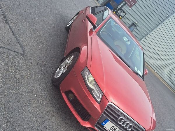 Audi A4 Saloon, Petrol, 2008, Red