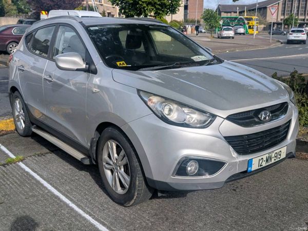Hyundai ix35 SUV, Diesel, 2012, Silver