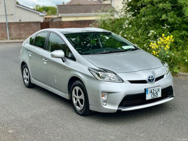 Toyota Prius Hatchback, Petrol Hybrid, 2014, Silver