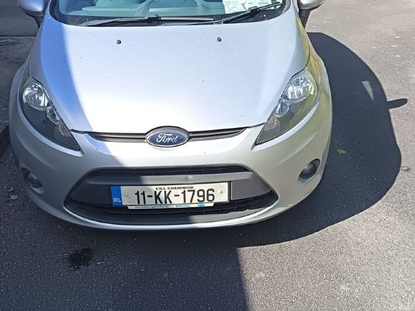 Ford Fiesta Hatchback, Diesel, 2011, Silver