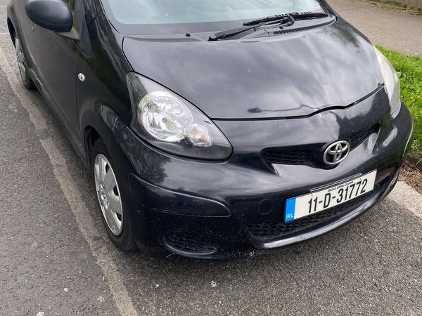 Toyota Aygo Hatchback, Petrol, 2011, Black
