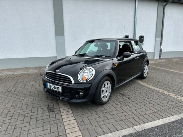 Mini First Hatchback, Petrol, 2012, Black
