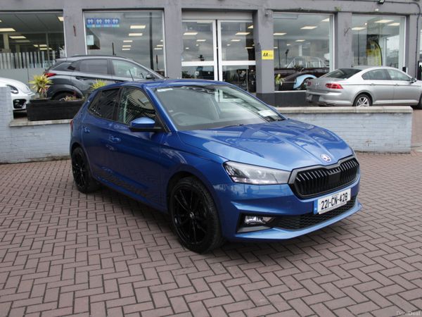 Skoda Fabia Hatchback, Petrol, 2022, Blue