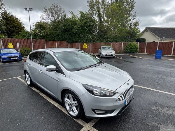 Ford Focus Hatchback, Petrol, 2016, Silver