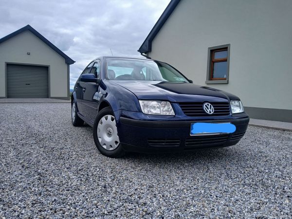 Volkswagen Bora Saloon, Diesel, 2005, Blue