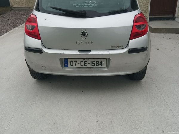 Renault Clio Hatchback, Petrol, 2007, Silver