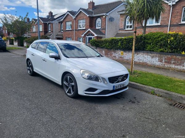 Volvo V60 Estate, Petrol, 2013, White