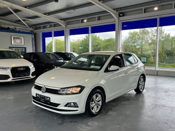 Volkswagen Polo Hatchback, Petrol, 2018, White