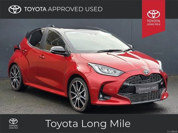 Toyota Yaris Hatchback, Petrol Hybrid, 2023, Red