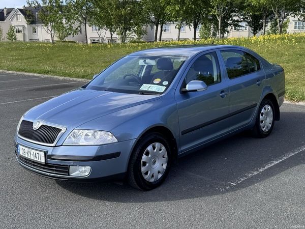 Skoda Octavia Hatchback, Petrol, 2008, Grey