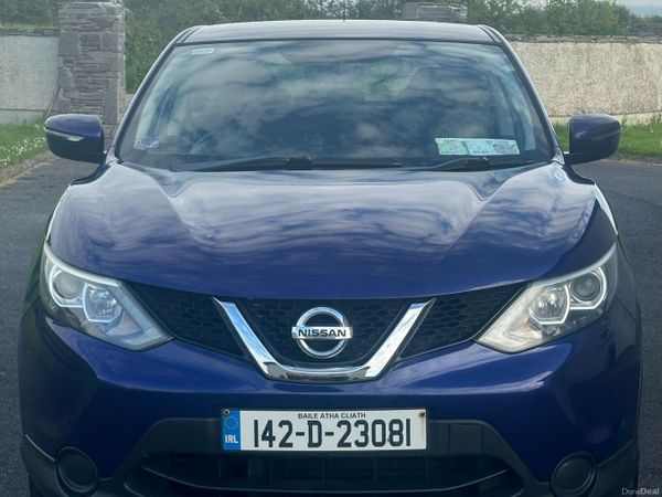 Nissan Qashqai Hatchback, Diesel, 2014, Blue