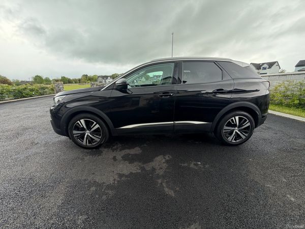 Peugeot 3008 MPV, Petrol, 2019, Black