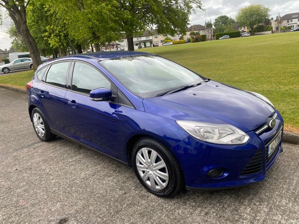 Ford Focus Hatchback, Diesel, 2014, Blue