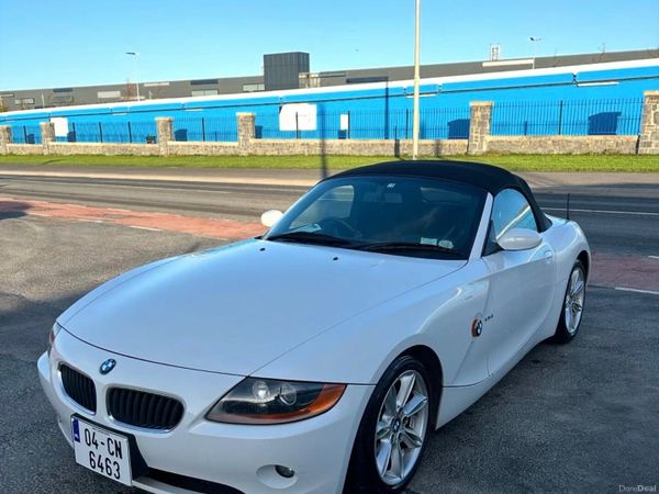 BMW Z4 Convertible, Petrol, 2004, White