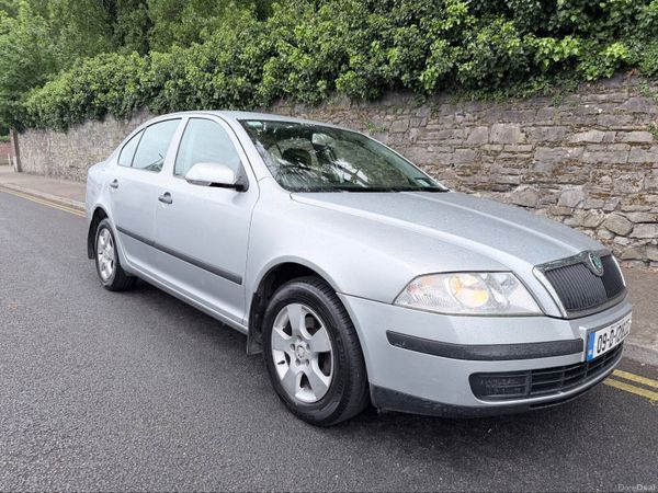 Skoda Octavia Hatchback, Diesel, 2009, Silver