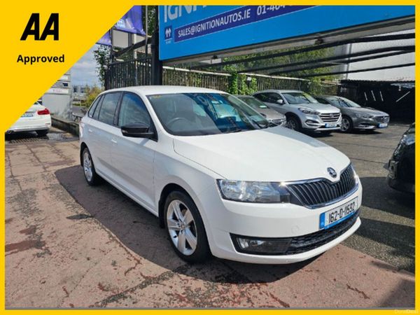 Skoda Rapid Hatchback, Petrol, 2016, White