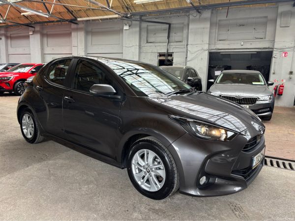 Toyota Yaris Hatchback, Petrol Hybrid, 2023, Grey