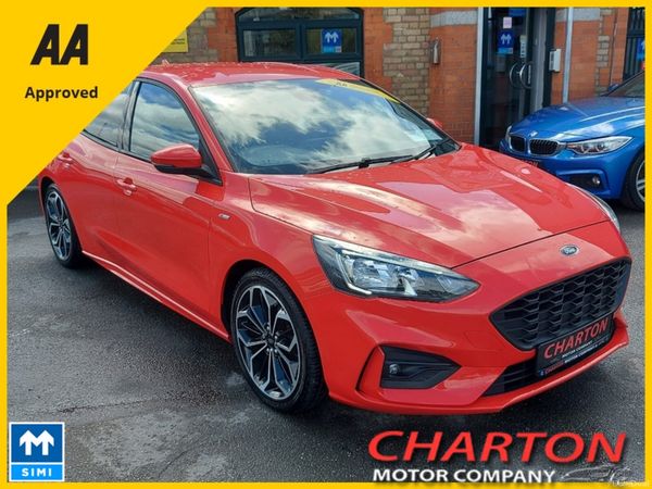 Ford Focus Hatchback, Diesel, 2020, Red