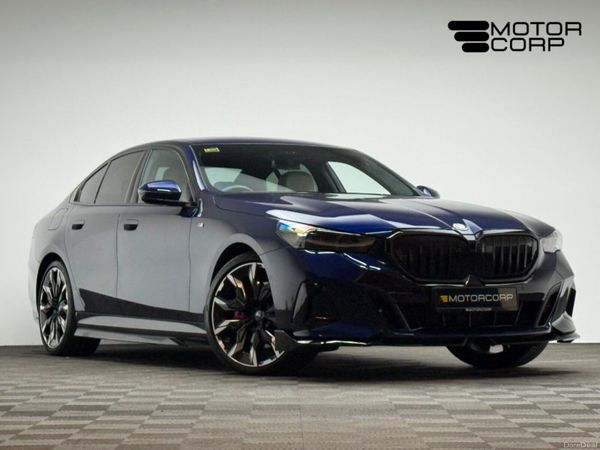 BMW 5-Series Saloon, Petrol Plug-in Hybrid, 2025, Blue