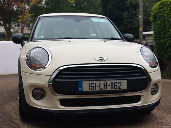 Mini One Hatchback, Diesel, 2015, White