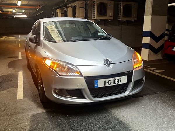 Renault Megane Hatchback, Diesel, 2011, Silver