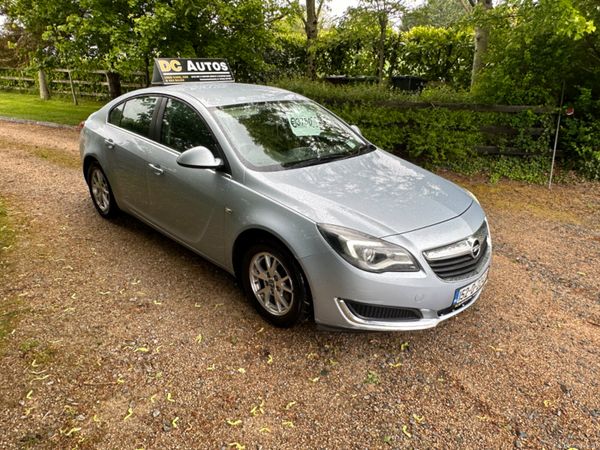 Opel Insignia Hatchback, Diesel, 2015, Silver