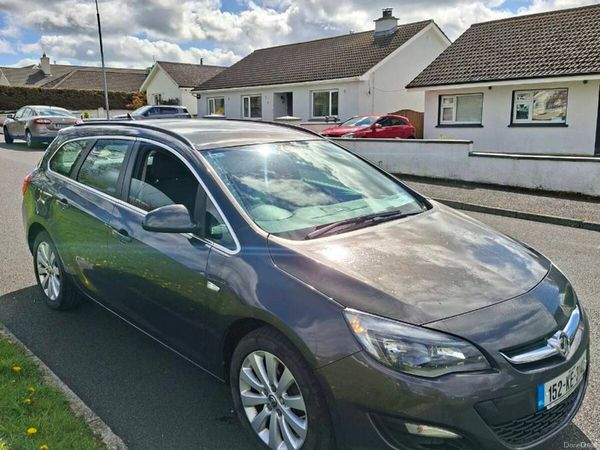 Vauxhall Astra Estate, Diesel, 2015, Grey