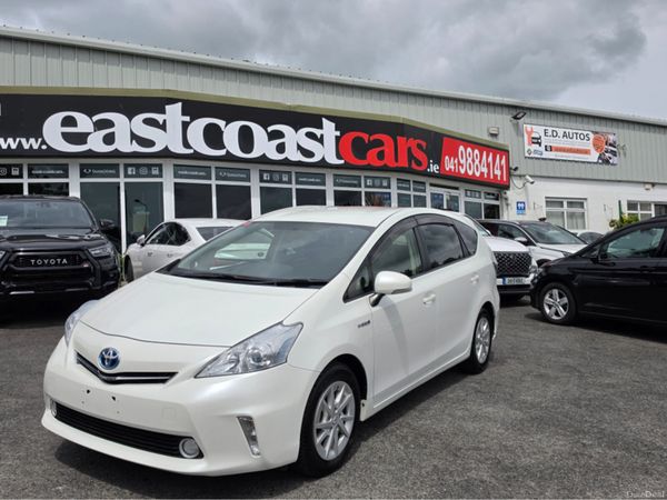 Toyota Prius MPV, Petrol Hybrid, 2014, White