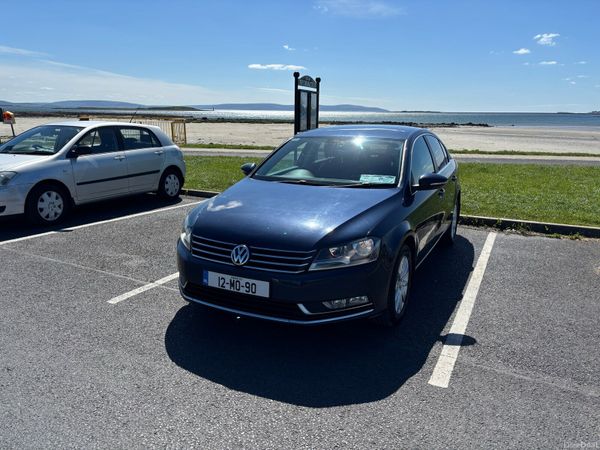 Volkswagen Passat Saloon, Diesel, 2012, Blue