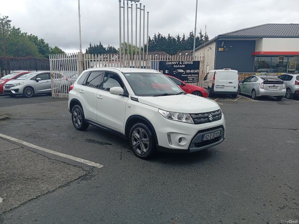 Suzuki Vitara SUV, Petrol, 2015, White