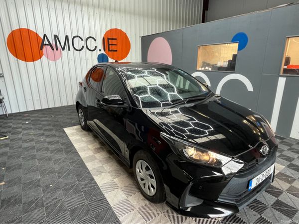 Toyota Yaris Hatchback, Petrol, 2022, Black