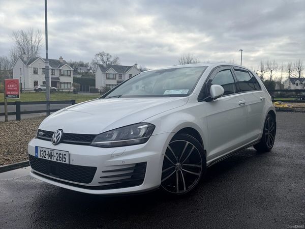Volkswagen Golf Hatchback, Diesel, 2013, White