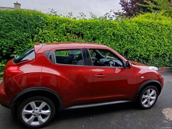 Nissan Juke SUV, Diesel, 2012, Red