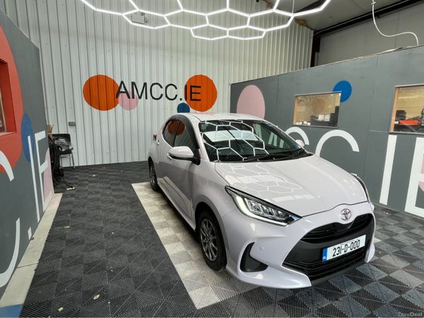 Toyota Yaris Hatchback, Petrol, 2023, White