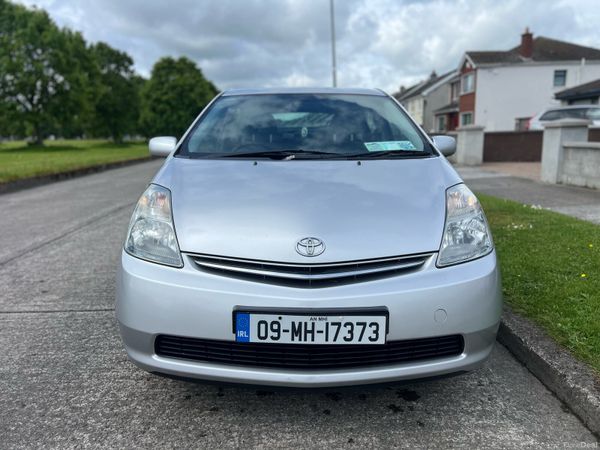 Toyota Prius Hatchback, Petrol Hybrid, 2009, Silver