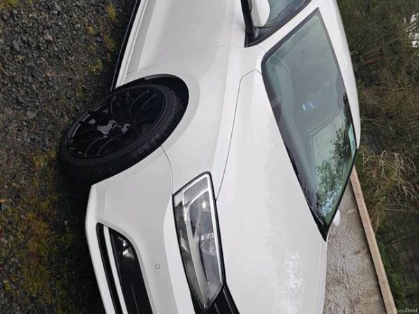 Volkswagen Jetta Saloon, Diesel, 2016, White
