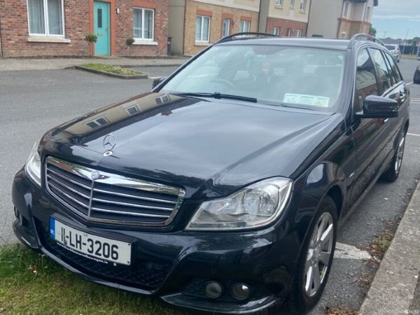 Mercedes-Benz C-Class Estate, Diesel, 2011, Black