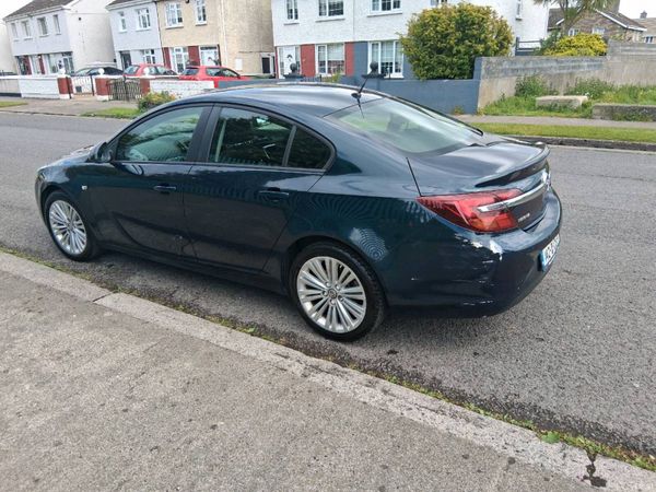Opel Insignia Saloon, Diesel, 2014, Green