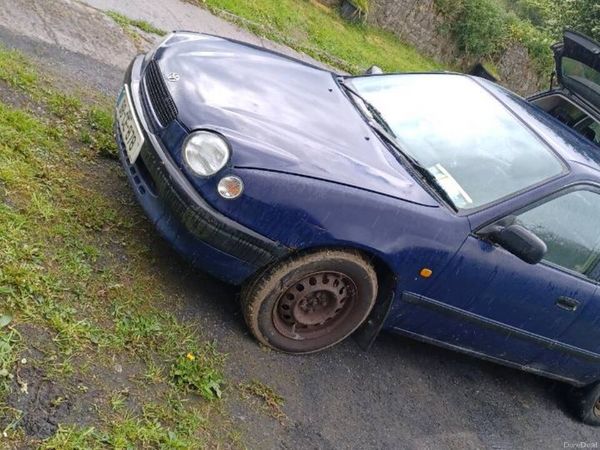 Toyota Corolla Saloon, Petrol, 1998, Blue