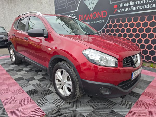 Nissan Qashqai+2 MPV, Diesel, 2013, Red