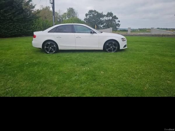 Audi A4 Saloon, Diesel, 2012, White