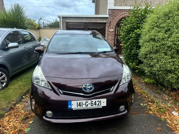 Toyota Prius MPV, Petrol Hybrid, 2014, Purple