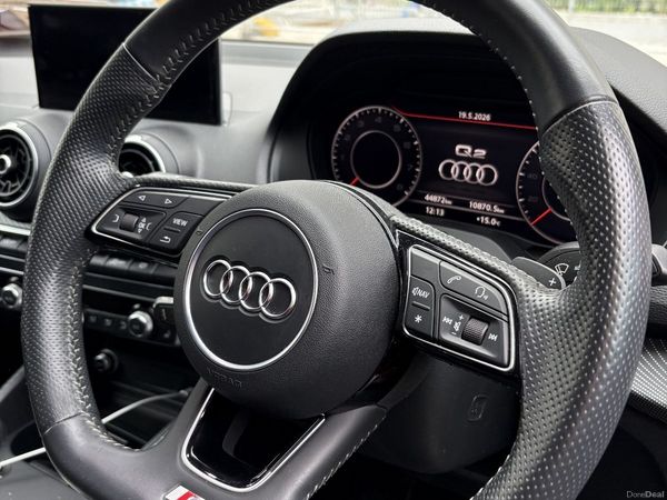 Audi Q2 SUV, Petrol, 2017, Red