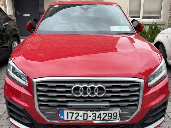Audi Q2 SUV, Petrol, 2017, Red
