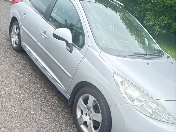 Peugeot 207 Estate, Diesel, 2013, Silver