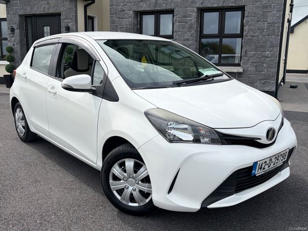 Toyota Vitz Hatchback, Petrol, 2014, White