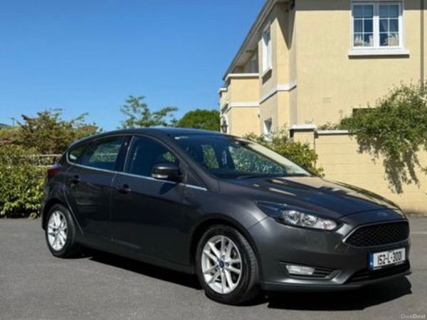 Ford Focus Hatchback, Petrol, 2015, Grey